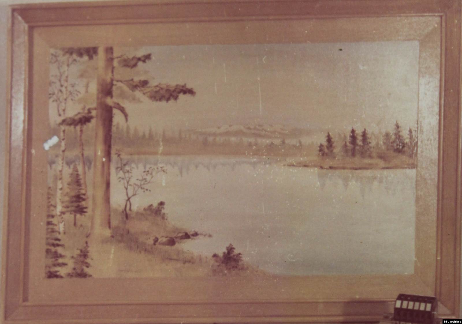 Подаренная Пушкарю картина. На заднем плане изображена гора Пэктусан — один из символов КНДР. Фото из уголовного дела