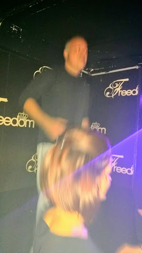 Le Freedom Café