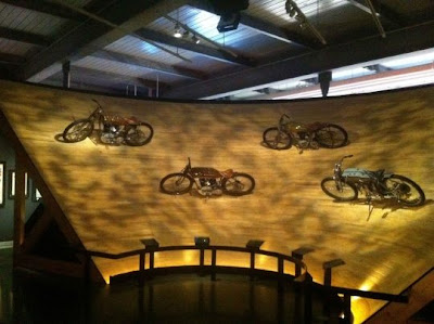 Berkunjung Ke Museum Harley Davidson | Hajsmy Blog