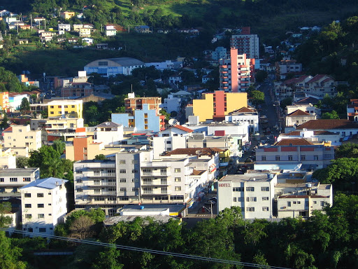Oliveira Motos e Veículos, R. Benjamin Barison, 1, Capinzal - SC, 89665-000, Brasil, Stand_de_Automóveis, estado Santa Catarina