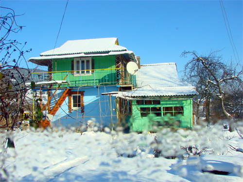 winter house carpathians