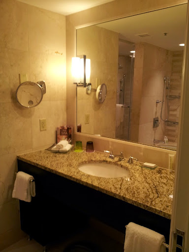 Bathroom, Four Seasons Hotel Chicago