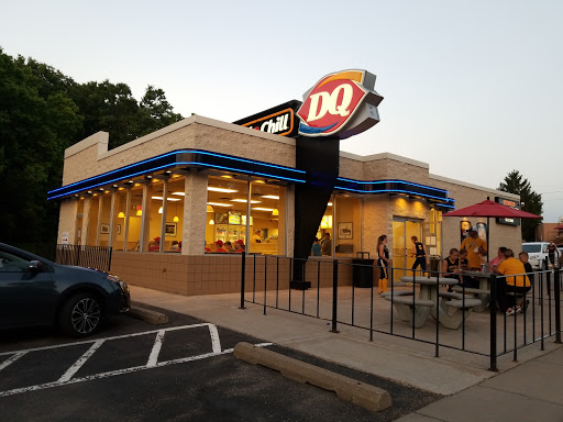 Fast Food Restaurant «DQ Grill & Chill Restaurant», reviews and photos, 328 Lake St N, Prescott, WI 54021, USA