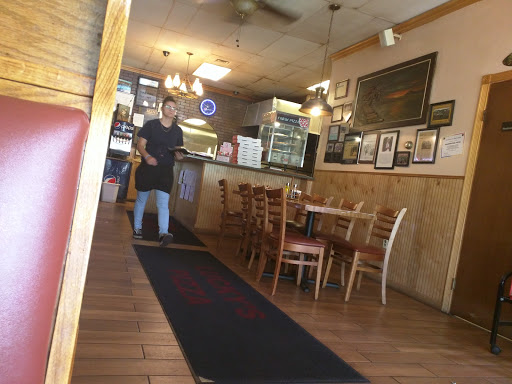 Pizza Restaurant «Harwinton Pizza & Restaurant», reviews and photos, 122 Litchfield Rd, Harwinton, CT 06791, USA