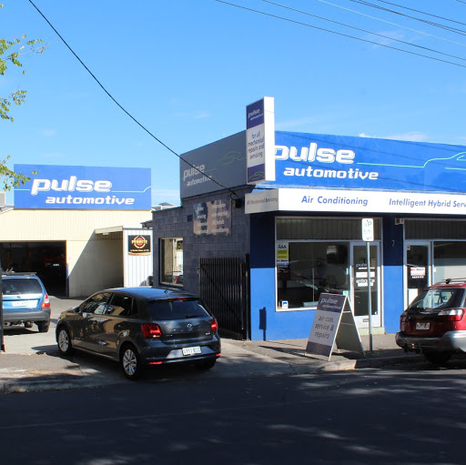 Pulse Auto logo