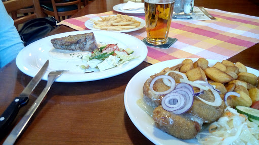 Hotel A Restaurace U Coufalů