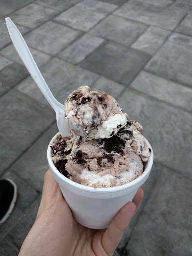Ice Cream Shop «Sundaes The Ice Cream Place», reviews and photos, 2211 NJ-35, Manasquan, NJ 08736, USA