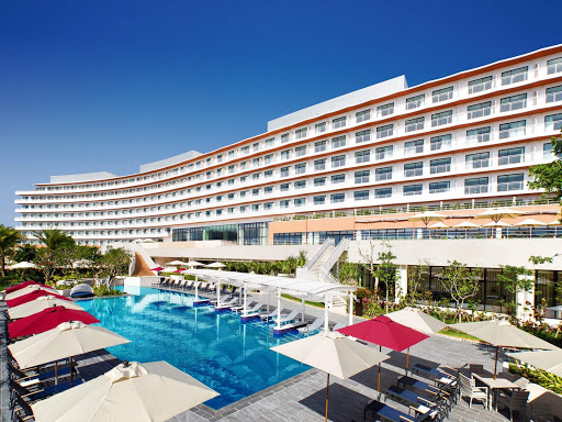 Hilton Okinawa Chatan Resort