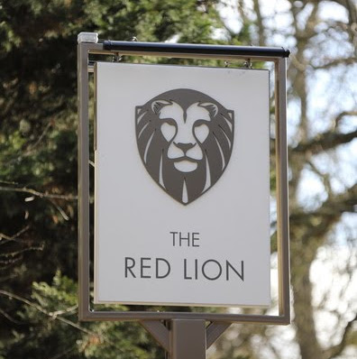 Red Lion Stoke Green logo