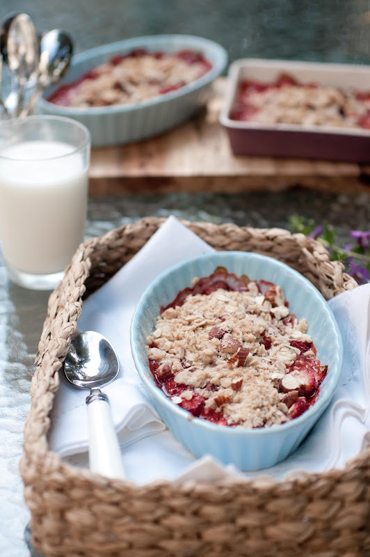 strawberry crumble