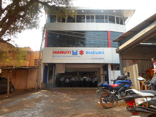 Mysore Garage, College Road, Dr.Annie Besant Circle., Dharwad, Karnataka 580008, India, Mobile_Phone_Repair_Shop, state KA