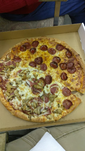 Pizza Restaurant «South Congaree House of Pizza & Family Restaurant», reviews and photos, 714 Main St, West Columbia, SC 29170, USA