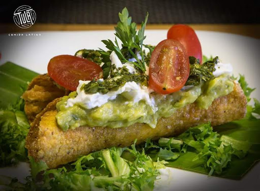 Tula comida latina