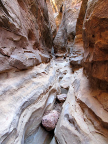 Slot canyon