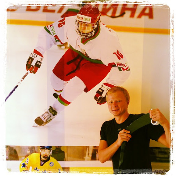 Как белорусские хоккеисты проводят летний отпуск — фото