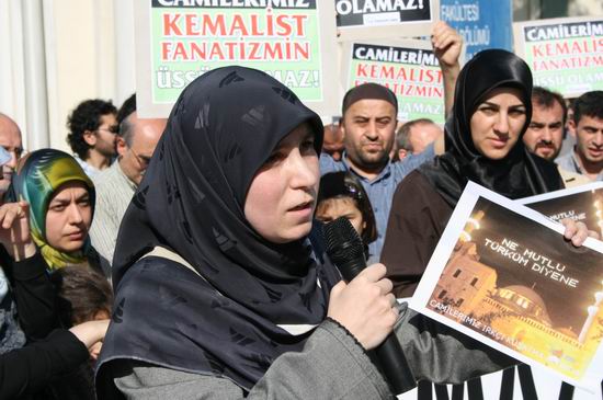 Dini Sömürgeciliğin Etkisinde Gelişen Türkçe Düşmanlığı  11