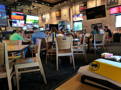 Chicken Wings Restaurant «Buffalo Wild Wings», reviews and photos, 3100 Shenango Valley Fwy, Hermitage, PA 16148, USA