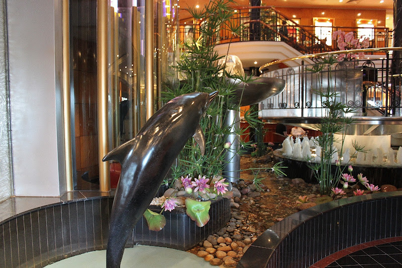 Круиз для лентяев и одиночек: Norwegian Spirit из Барселоны на Канары в январе 2013