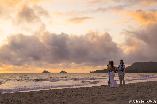 I Do Hawaiian Weddings