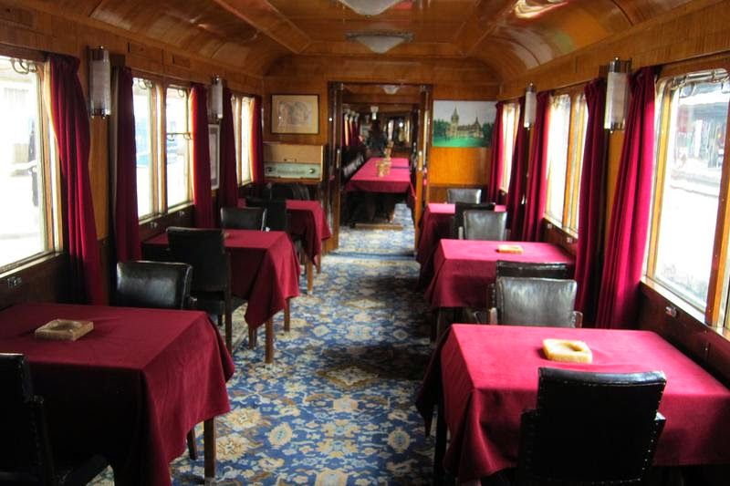 Trenul regal a revenit în Gara de Nord Trenul regal a revenit în Gara de Nord