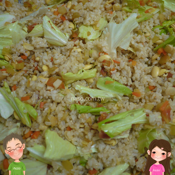 naso食譜-全家最愛吃的「簡易蕃茄糙米燉飯」