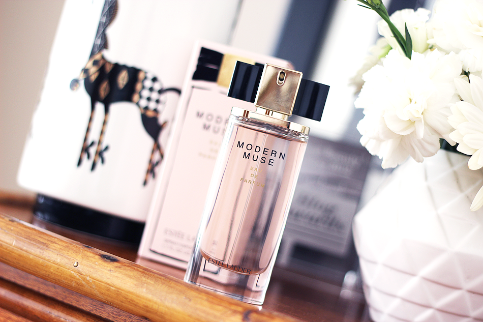 Modern Muse Estée Lauder