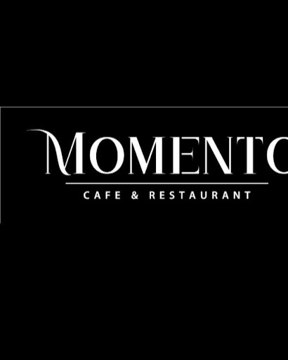 Cafe restaurant momento logo