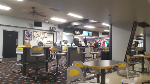 Bowling Alley «West Acres Bowling Center», reviews and photos, 749 N Ridge Rd, Wichita, KS 67212, USA