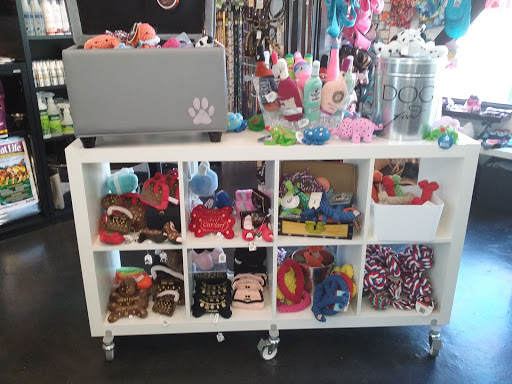 Pet Store «Naked Dog Bistro», reviews and photos, 424 Forest Ave, Laguna Beach, CA 92651, USA