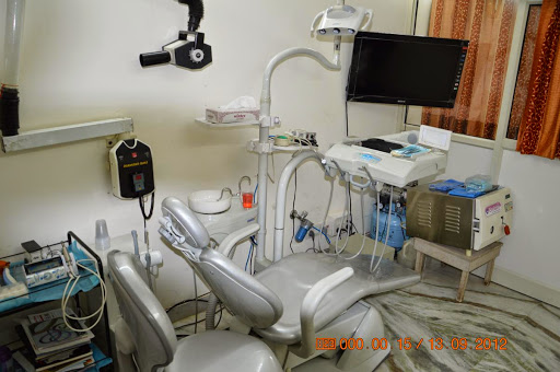 Dental Studio - Dr Sanjay Kumar (Dentist), DDA Market No.3 CSC, Chittaranjan Park, CR Park, New Delhi, Delhi 110019, India, Emergency_Dental_Service, state UP