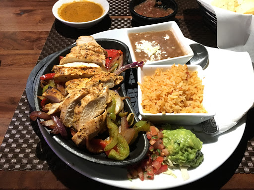 Mexican Restaurant «Luna Modern Mexican Restaurant - Victoria Gardens», reviews and photos, 7881 Monet Ave, Rancho Cucamonga, CA 91739, USA