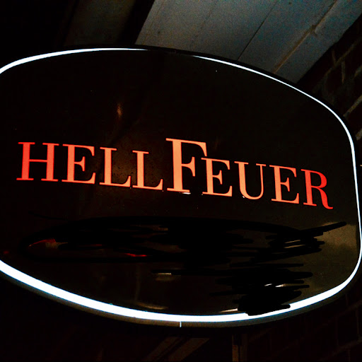 Hellfeuer Damen-Modegeschäft logo