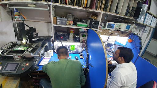 Laptop House - Chip Level Laptop Repairing, Shop No. 22, Naza Building, Ground Floor, Naza Market, Lalbagh, Hazratganj, Lucknow, Uttar Pradesh 226001, India, Laptop_Store, state UP