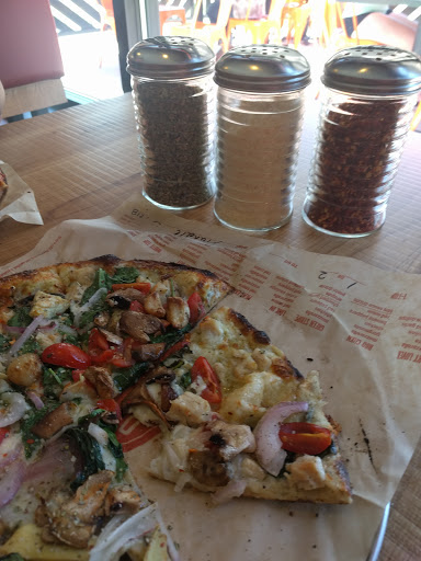 Pizza Restaurant «Blaze Pizza», reviews and photos, 3939 William Penn Hwy, Monroeville, PA 15146, USA
