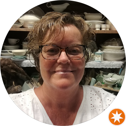 Annemieke Pol