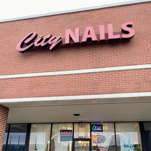 City Nails logo