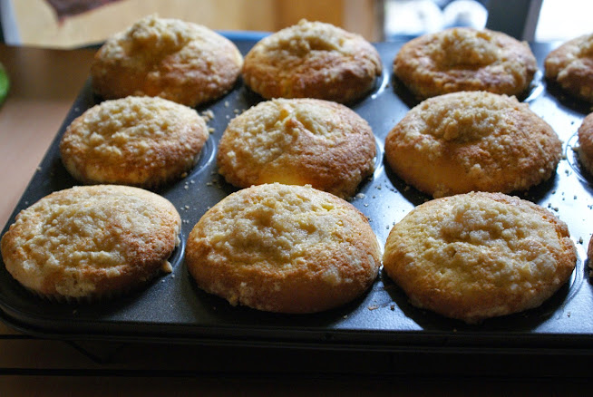 Muffins avec un coeur de fraises et crumble DSC02987