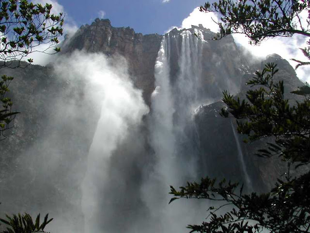cachoeira mais alta do mundo