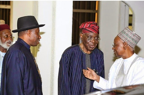 Photos Of Goodluck Jonathan And Four Former Heads Of State At A Private Meeting In Aso Rock 4