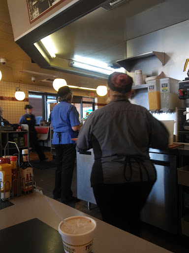 Breakfast Restaurant «Waffle House», reviews and photos, 9539 GA-92 #100, Woodstock, GA 30189, USA