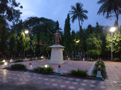 Chatrapati Shivaji Garden, 940/2, Rupa Bhavani Rd, Jawaharlal Housing Society, Solapur, Maharashtra 413002, India, Park_and_Garden, state MH