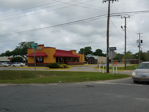 Chicken Restaurant «Popeyes Louisiana Kitchen», reviews and photos, 350 East Nine Mile Road, Pensacola, FL 32514, USA