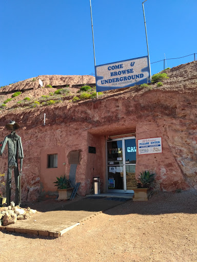Umoona Opal Mine & Museum
