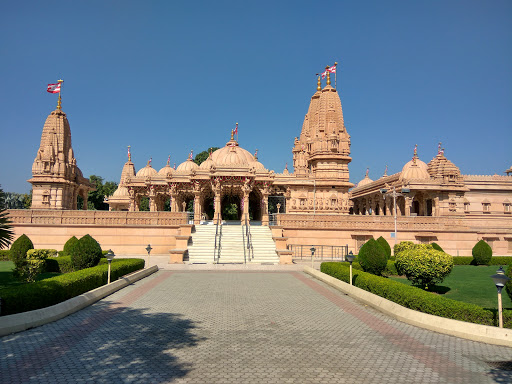 BAPS Shri Swaminarayan Mandir, Sankri Main Road, Bardoli, Timberva, Gujarat 394655, India, Association_or_organisation, state GJ