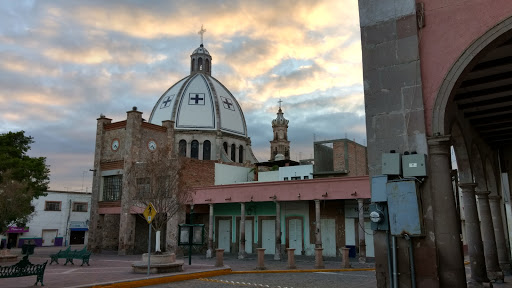 Parroquia del Señor de la Misericordia, Córdova 2, Centro, 47570 Unión de San Antonio, Jal., México, Lugar de culto | JAL