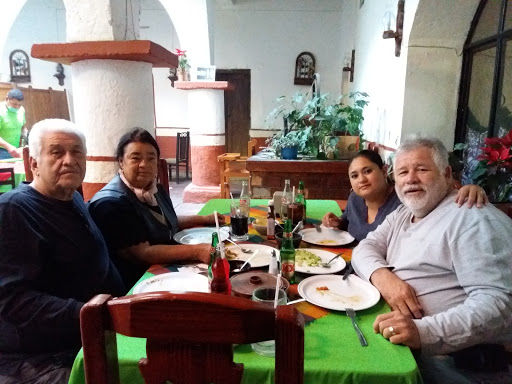 Restaurant La Casona, Francisco I. Madero 56, Zona Centro, 27980 Parras de la Fuente, Coah., México, Restaurantes o cafeterías | COAH
