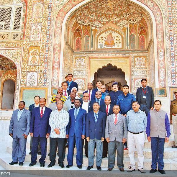 The Prez posing with the delegation in front of the Ganesh Pole.