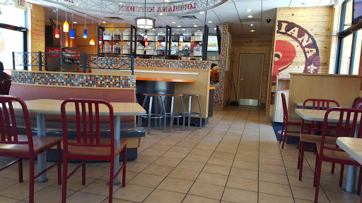 Chicken Restaurant «Popeyes Louisiana Kitchen», reviews and photos, 3208 S University Ave, Little Rock, AR 72204, USA