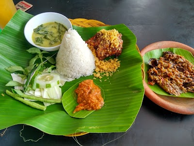 Photos of Radja Penyet Mas Fais Cabang R.E. Martadinata
