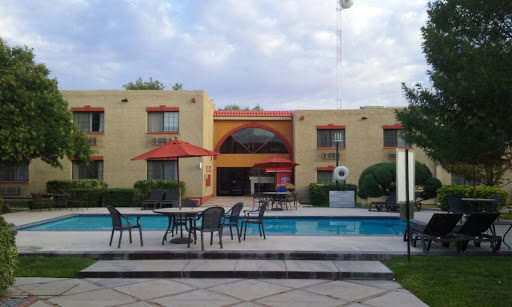 Hotel Casa Grande Chihuahua, Av. Tecnológico #4702, Las Granjas, 31160 Chihuahua, Chih., México, Alojamiento en interiores | CHIH